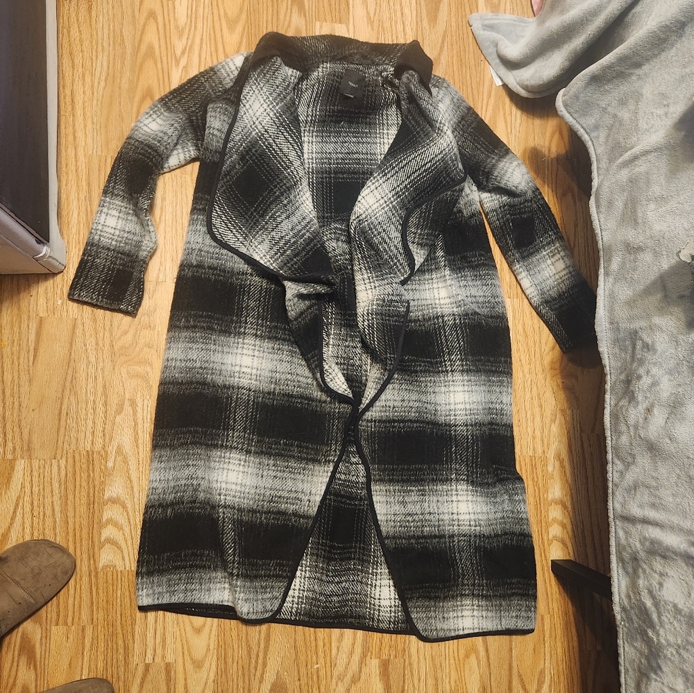 Womens Open Plaid Sweater
